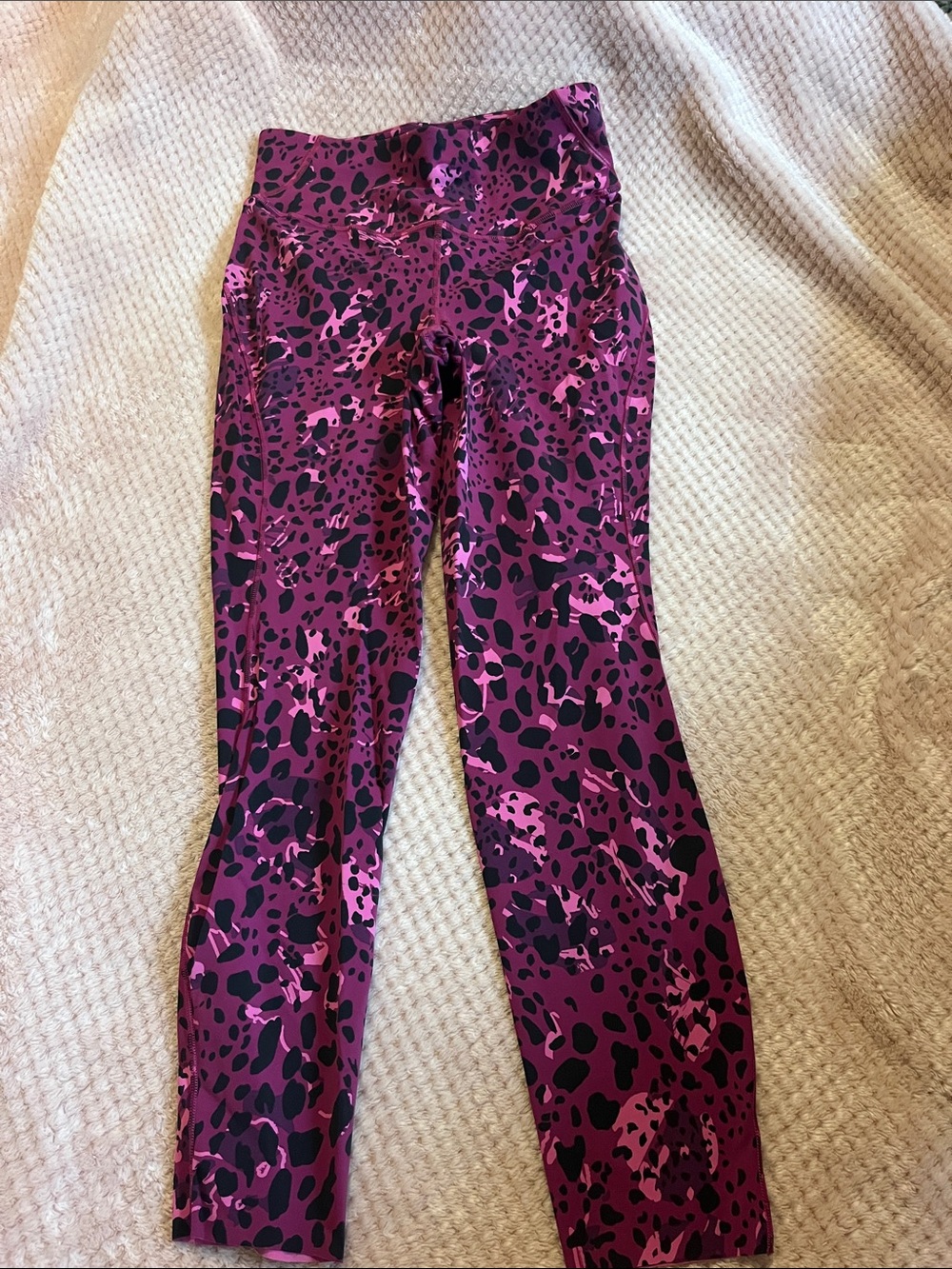 size 6 lululemon leggings